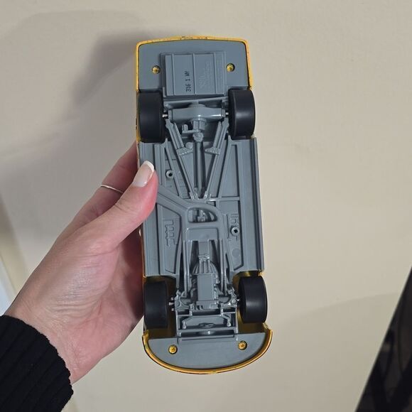 Ken Schrader 36 M&M's 2000 Pontiac Grand Prix Diecast Car - Picture 3 of 3